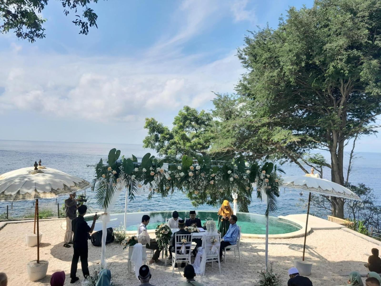 Bali Cliff Glamping Hotell Seraya Eksteriør bilde